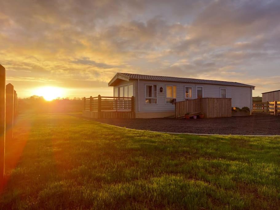 Drumrammer Farm Lodge Ahoghill Exterior photo